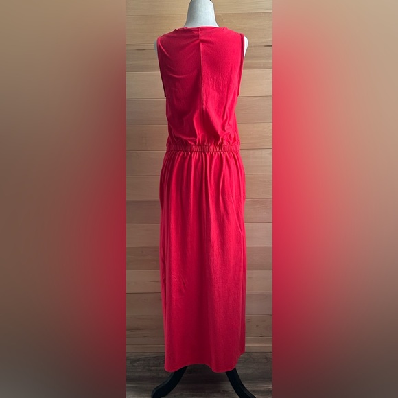 Denver Hayes Size Medium Vibrant Carnation Red Red Maxi Dress pockets sleeveless - Picture 3 of 12